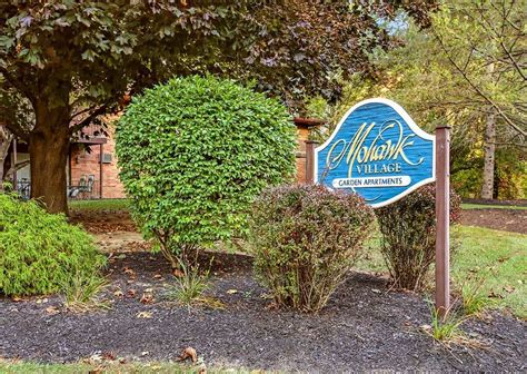 mohawk village apartments guilderland ny